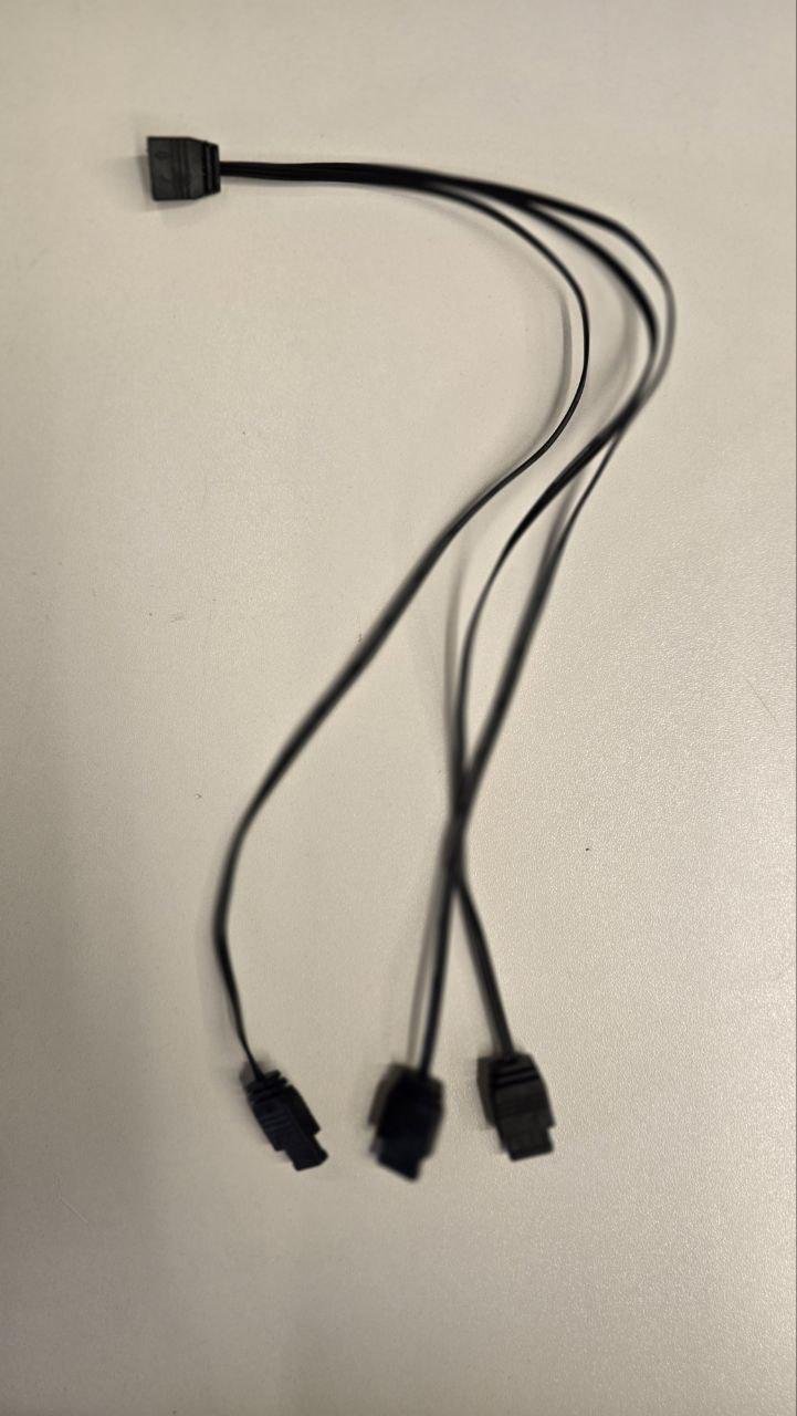 Splitter 3-Pin Addressable RGB (ARGB) 1 to 3 Splitter Cable